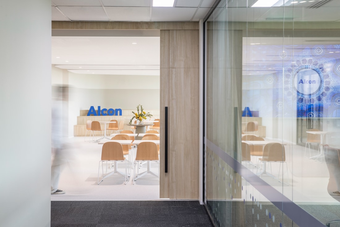 Alcon